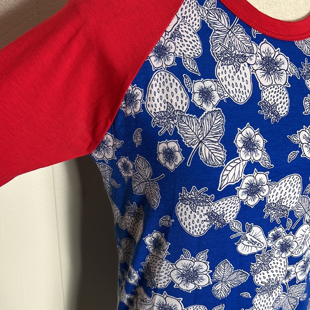 LuLaRoe Randy Top - Picture 2 of 5
